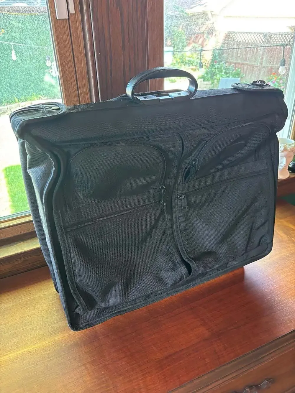 Tumi Alpha Black Wheeled Rolling Garment Bag Extended Trip Suitcase
